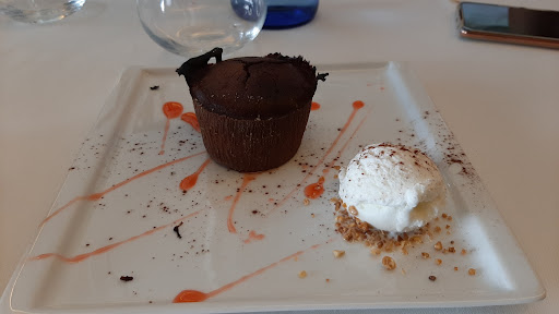 Amoca Restaurant - Visual