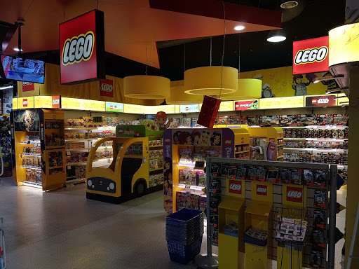 Mr Toys Toyworld Burleigh - Thumbnail