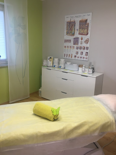 Sugaring Detmold - Thumbnail