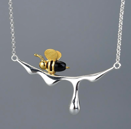Dazzleandcharms.com - Visual