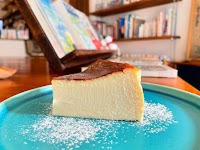 Travelbook&coffee HUB CAFE