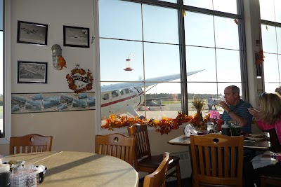 Cambridge-Dorchester Regional Airport