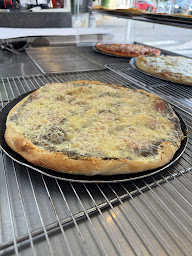 Photo n°11 de DÉLICES PIZZAS à Castelmoron-sur-Lot (Pizzas à emporter)