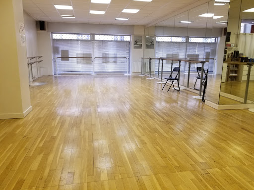 Dance Academy - Thumbnail