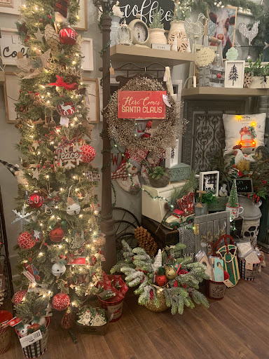 Eclectic Upcycled furniture and decor - Thumbnail