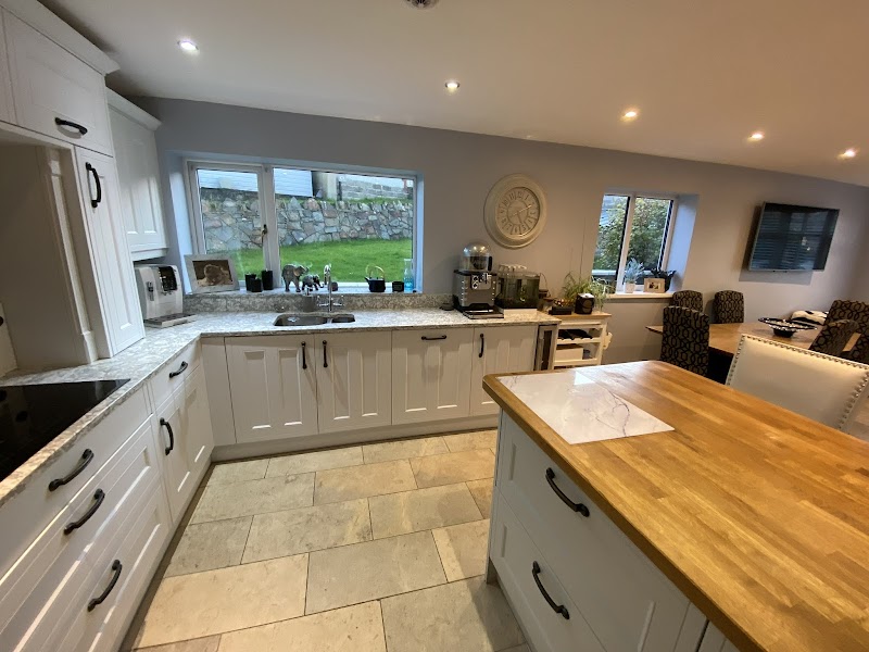Davies Craddock Estates photo 2