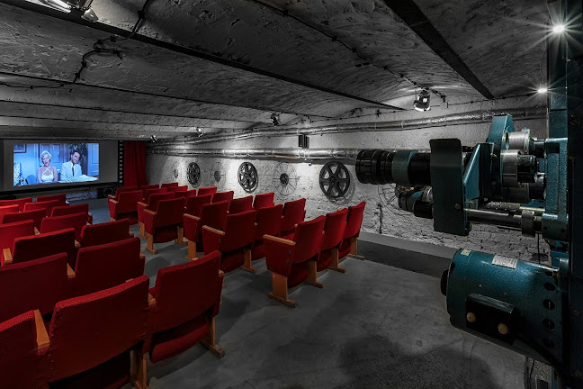 Kino Stare Kino Old Cinema Łódź