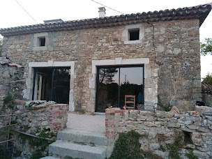 Photo n°2 de Sarl Martin à Vagnas (Maçon)