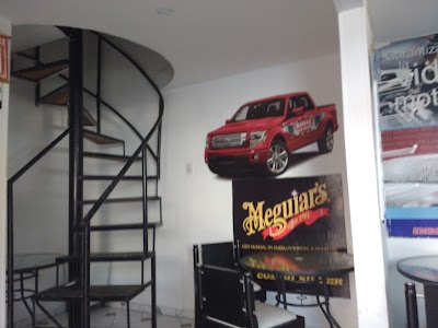 Photos of Lavamotos VALVOLINE