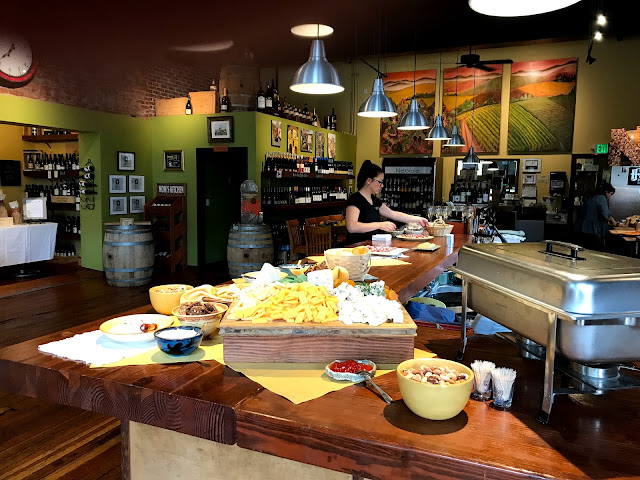 Nebbiolo Restaurant & Wine Bar