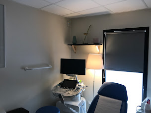 Photo n°16 de Dr Jérôme Bouaziz : Gynécologie , Obstétrique , Echographies pelvienne et obstetricale , Chirurgie à Plaisir (Centre de soins prénatals)