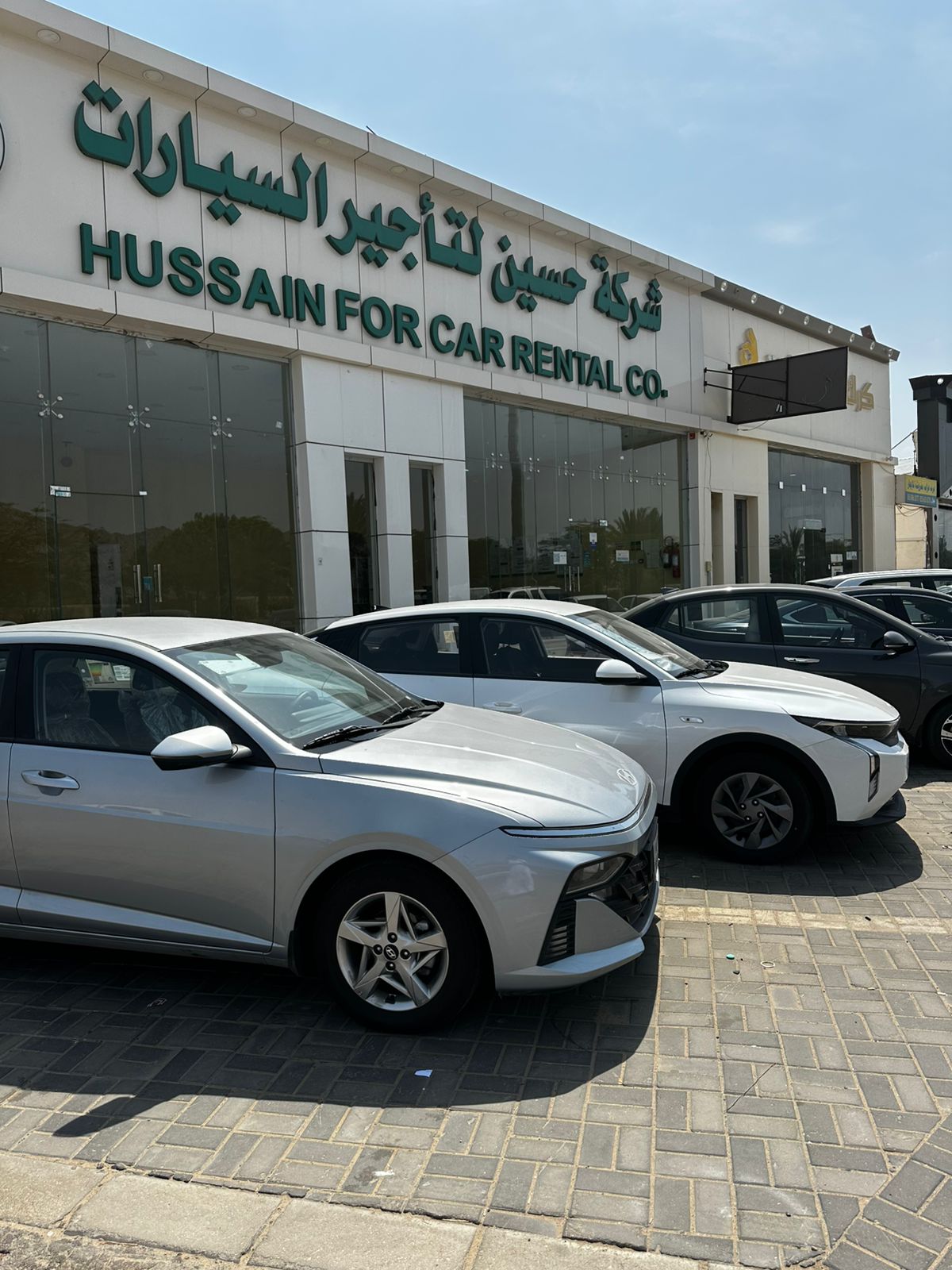 شركة حسين لتأجير السيارات - الملك سعود - صورة 4