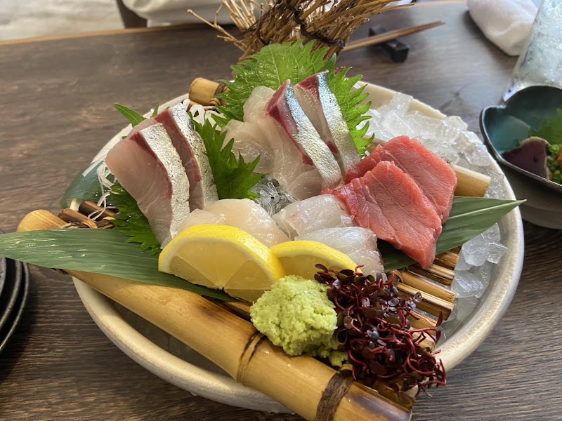 カラオケバー まる