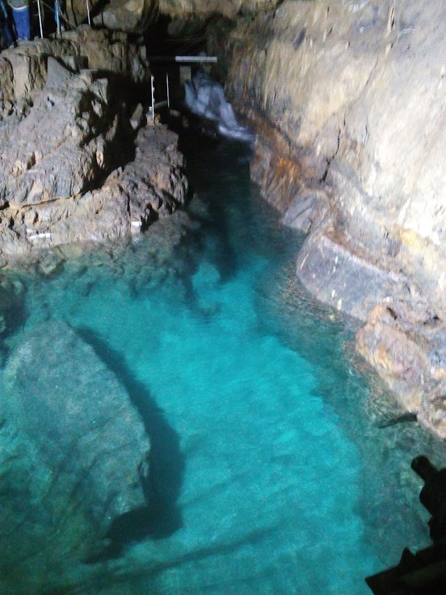 Grotte de la Verna (salle souterraine)