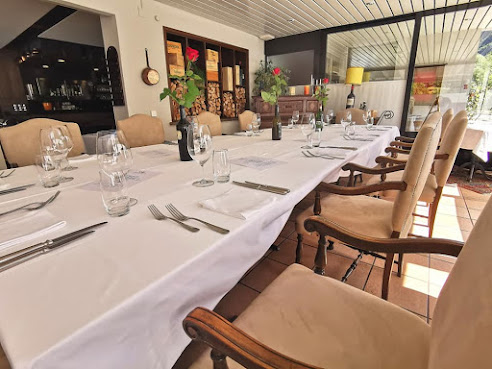 Ristorante Groven Alan Rosa by null