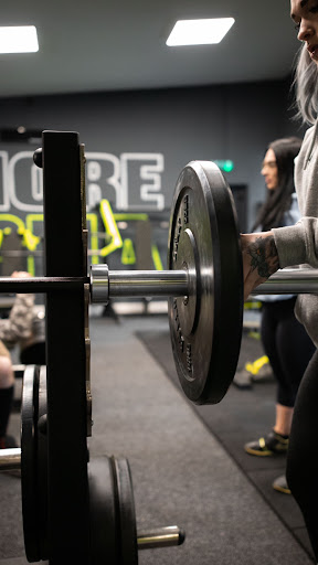 Alpha Athletic - Visual