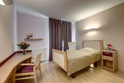 Photo de Colisée - EHPAD LES CHAMINADES à Champagnac (15350)