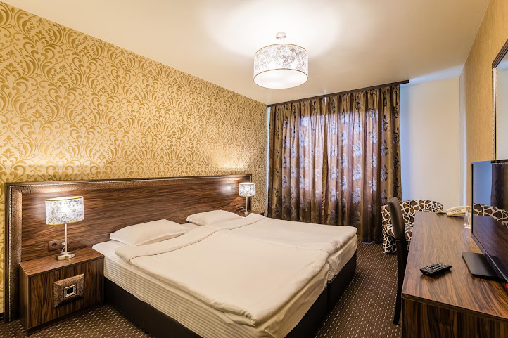 Hotel Elegance by null