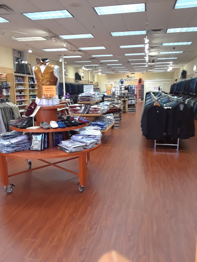 Suit Warehouse - Visual