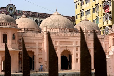 Photos of Saat Gombuj Jaame Masjid