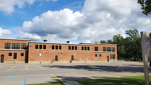 Ben Franklin Elementary School - Thumbnail