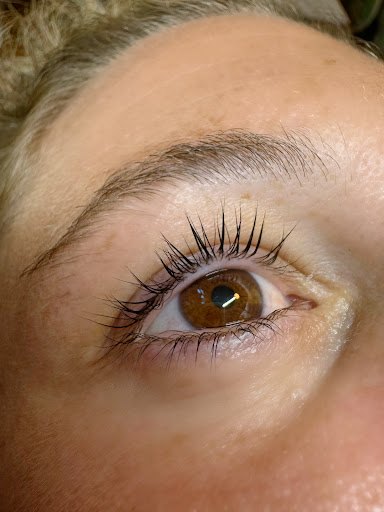 Effortless Beauty - Thumbnail