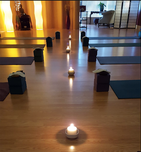 LivingRoom Yoga - Thumbnail