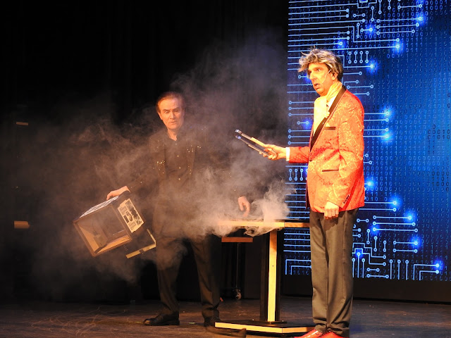 Broadway Magic Hour: Magic Show by null