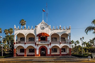 Photos of Ayuntamiento de Fort&iacute;n