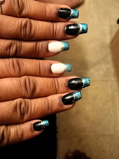 Brown Deer Nails
