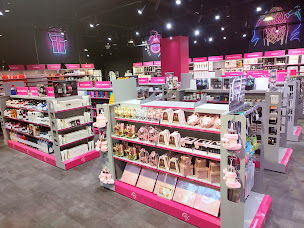 Photo n°4 de Pro Coiffure Esthétique Nice Saint-Isidore à Nice (Magasin de perruques)