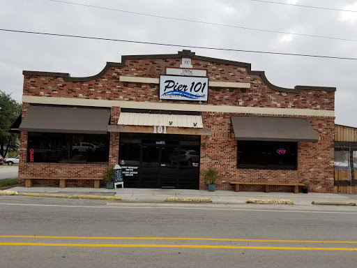 Pier 101 - Visual