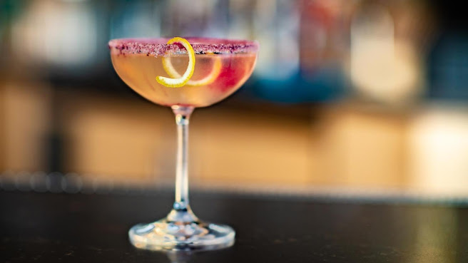 Highball Bar by null