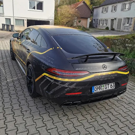 Makellos Fahrzeugpflege