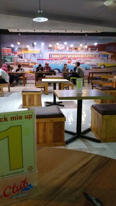 Photos of Pick Mie Up