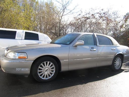 RI Airport Limousine - Thumbnail