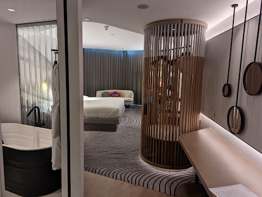 W Brisbane - Thumbnail