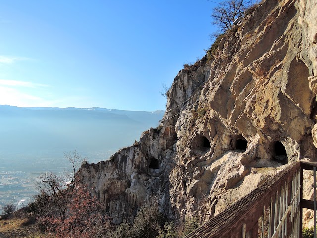 Grottes de Mandrin