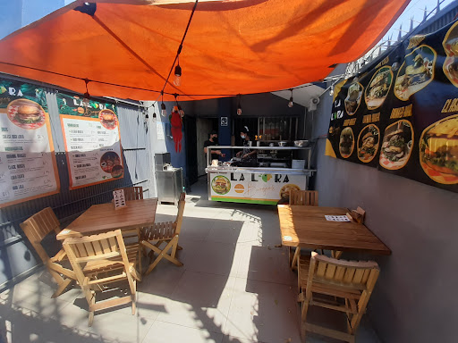 La Lora Burgers