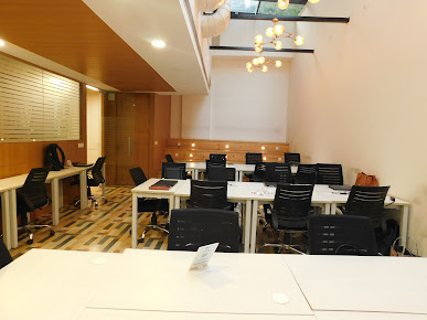 Af1qipphug9o40rc7awc7gf3ca1fpldj83r Aebus3ha=s387 K No