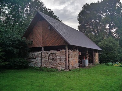 Photos of Rootsi-Kallavere k&uuml;lamuuseum