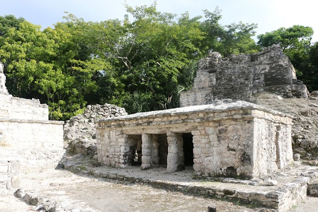 Muyil Arqueológica Zone