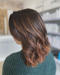 Photo n°28 de Salon MARINE BRETECHER à Clisson (Salon de coiffure)