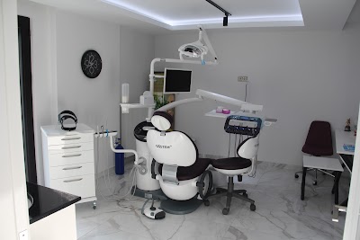 Doç.Dr. İlker KESKİNER & Doç.Dr. Alper ÖZ (Ortodonti Uzmanı)
