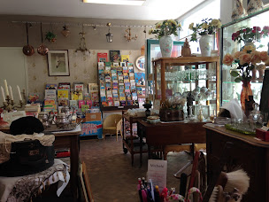 Photo n°22 de Au Coup De Coeur - Bouquinerie - Brocante - Disquaire à Merlimont (Magasin)