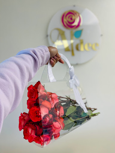 Flowers By Aidee - Thumbnail