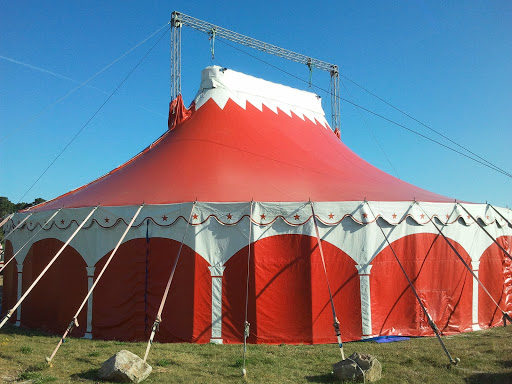 Circus À Leon - Visual