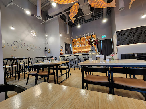 Little Karp Seafood Restaurant & Bar - Thumbnail