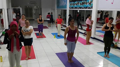 Photos of MANNA Club