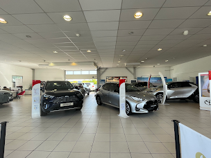 Photo n°13 de Toyota - Alpes Sud Autos - Volx à Volx (Vendeur de voitures d'occasion)